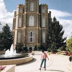 Meet your Posher, Kymry